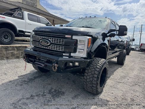 Used 2018 Ford F250 Platinum w/ Platinum Ultimate Package AWD/4WD image 3
