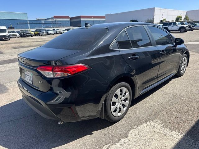 Used 2023 Toyota Corolla LE w/ Carpet Mat Package (TMS) FWD image 5