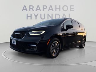Used 2021 Chrysler Pacifica Touring w/ Cold Weather Group FWD video 1