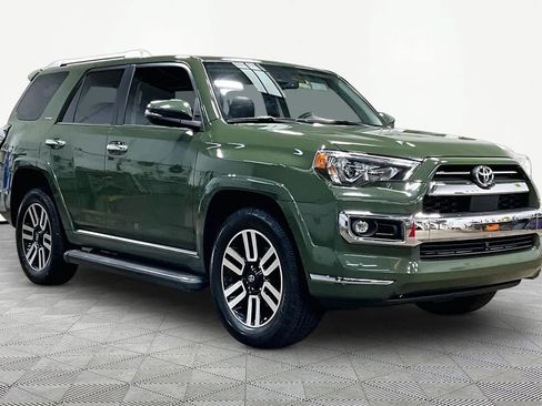 Certified 2022 Toyota 4Runner Limited AWD/4WD image 3