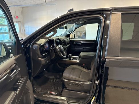 Used 2023 Chevrolet Silverado 1500 RST image 20