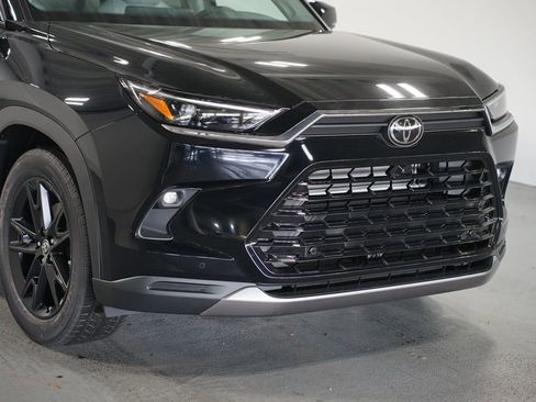 New 2026 Toyota Grand Highlander Limited image 4