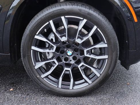 Used 2025 BMW X5 xDrive40i w/ M Sport Package AWD/4WD image 42