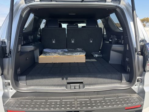 New 2026 Toyota 4Runner 4WD image 9