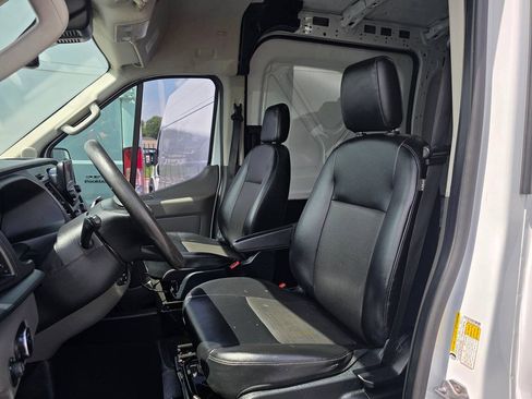 Used 2022 Ford Transit 250 Medium Roof RWD image 10