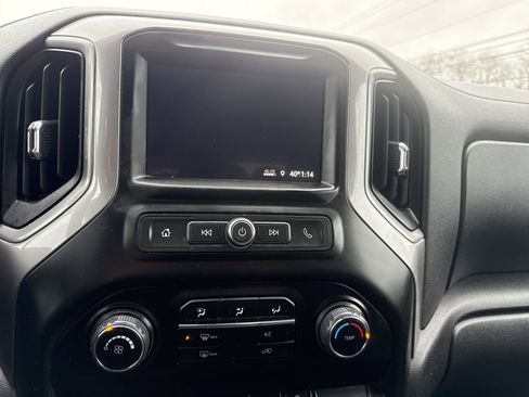 Used 2021 Chevrolet Silverado 1500 Custom Trail Boss w/ Realtree Special Edition image 27