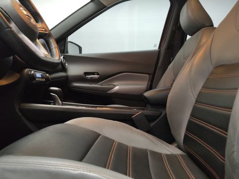 Used 2021 Nissan Kicks SR w/ SR Premium Package FWD image 17