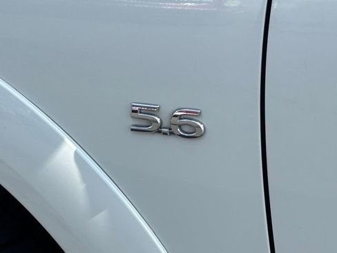Used 2015 INFINITI QX80 4WD w/ 22" Wheel Package image 13
