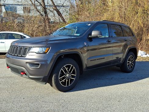 Certified 2018 Jeep Grand Cherokee Trailhawk image 3
