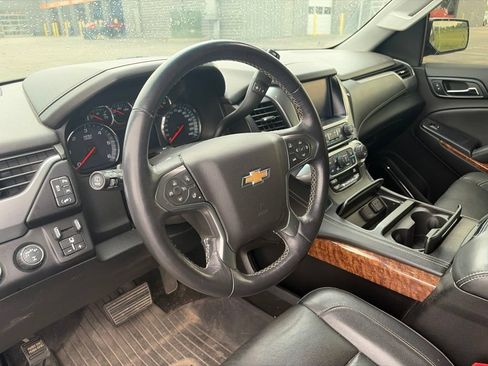 Used 2018 Chevrolet Tahoe Premier AWD/4WD image 7