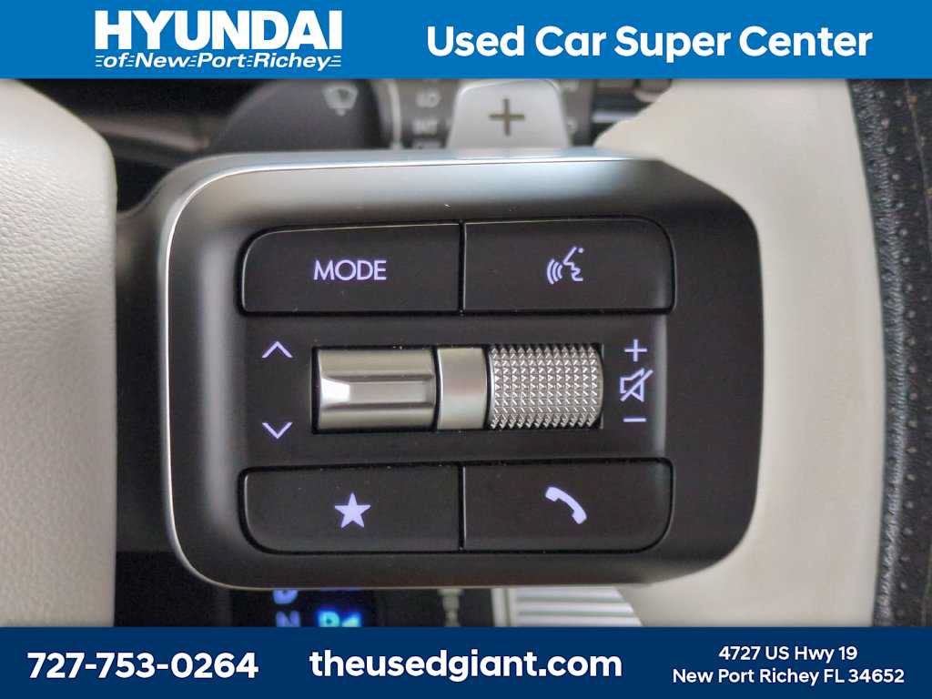 Certified 2025 Hyundai Santa Fe SEL FWD image 30
