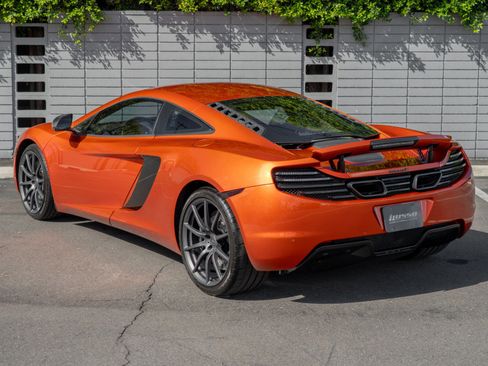 Used 2012 McLaren MP4-12C Coupe image 24