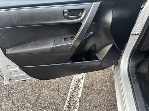 Used 2017 Toyota Corolla L image 13