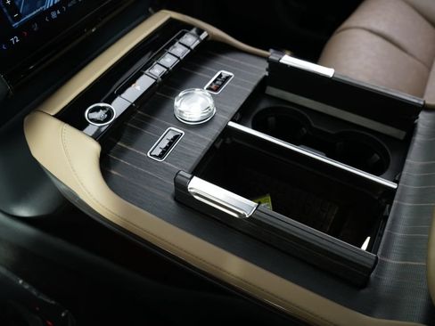 Used 2026 Lincoln Navigator Black Label AWD/4WD image 33