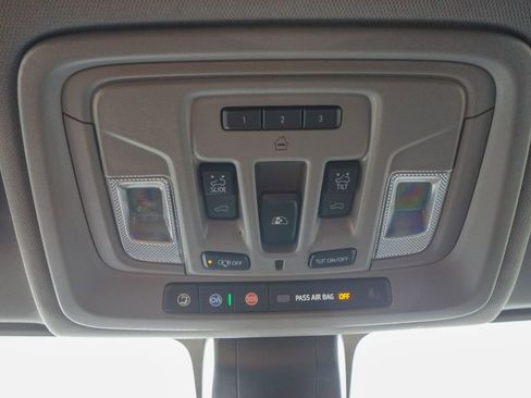 Used 2021 GMC Sierra 2500 Denali w/ Denali Ultimate Package image 31