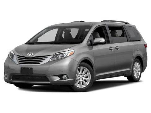 Used 2015 Toyota Sienna XLE FWD image 1