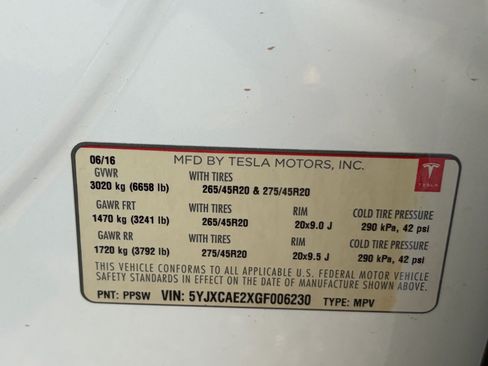 Used 2016 Tesla Model X 70D AWD/4WD image 34