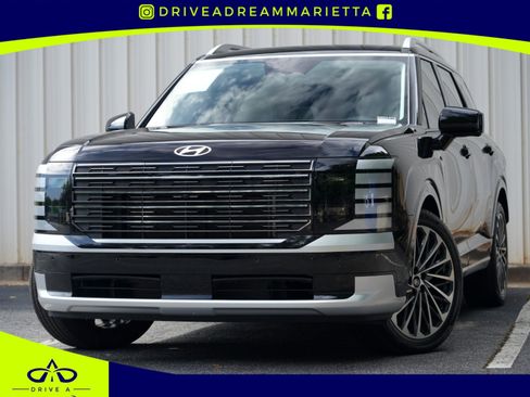 Used 2026 Hyundai Palisade Calligraphy FWD image 1