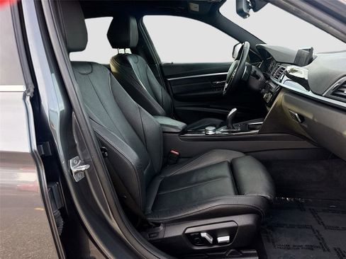 Used 2017 BMW 330i Sedan image 31