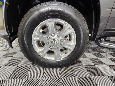 Used 2024 RAM 3500 Big Horn image 11