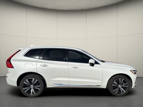 Used 2023 Volvo XC60 B5 Plus w/ Protection Package Premier FWD image 6