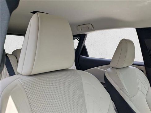 Used 2024 Lexus RX 350 FWD w/ Technology Package image 19