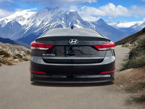 Used 2018 Hyundai Elantra SEL image 4