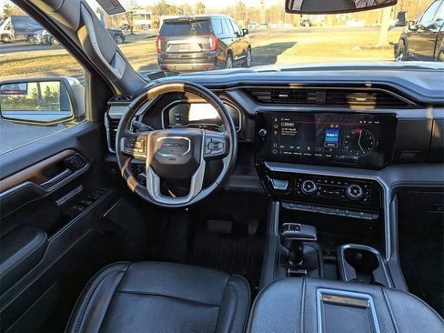 Used 2022 GMC Sierra 1500 Denali image 12