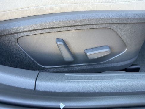 New 2025 Hyundai Sonata Limited image 31