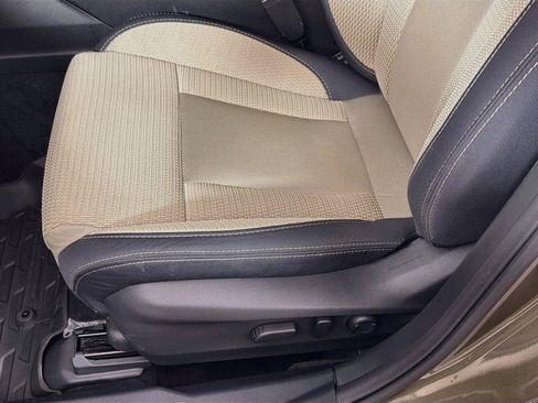 Used 2025 Subaru Outback Premium w/ Popular Package #1A AWD/4WD image 15