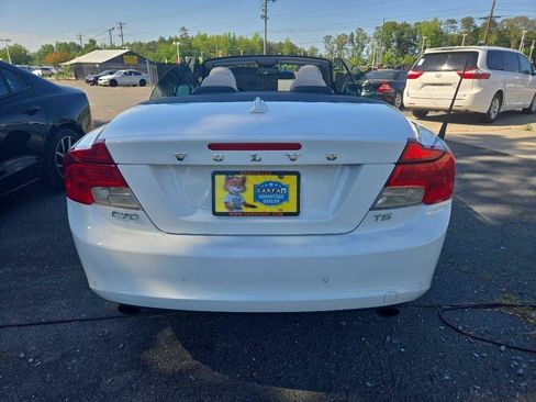 Used 2012 Volvo C70 T5 w/ Climate Pkg FWD image 4