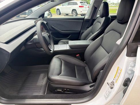 Used 2024 Tesla Model 3 RWD image 9