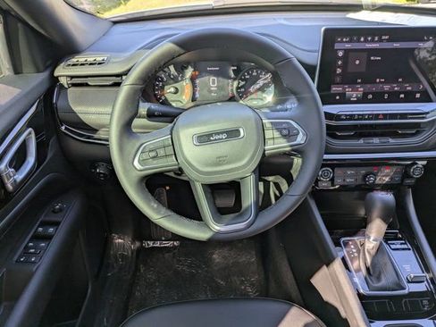 New 2026 Jeep Compass Latitude AWD/4WD image 14