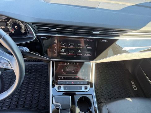 Used 2022 Audi Q8 Premium Plus w/ Premium Plus Package AWD/4WD image 13