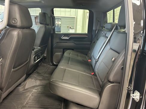 Used 2025 GMC Sierra 3500 Denali w/ Denali Reserve Package image 34