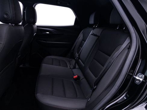 Used 2023 Chevrolet TrailBlazer RS FWD image 34