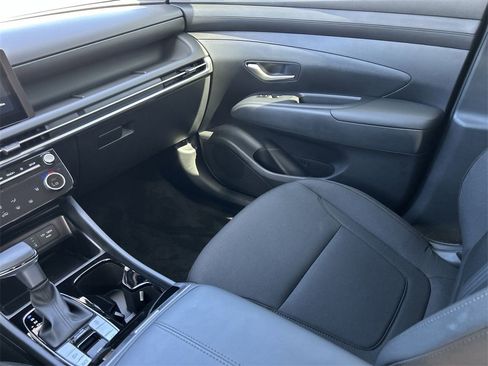 New 2025 Hyundai Tucson SEL image 5