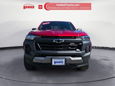 Used 2024 Chevrolet Colorado Trail Boss w/ Advanced Trailering Package AWD/4WD image 9
