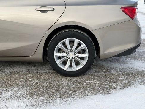 Used 2025 Chevrolet Malibu LT image 13