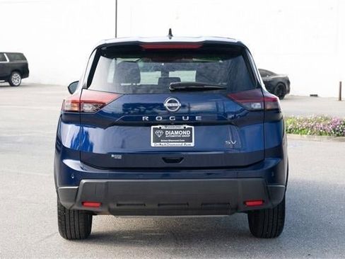 Used 2024 Nissan Rogue SV image 69