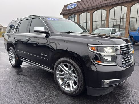 Used 2019 Chevrolet Tahoe Premier w/ Premier Plus Edition image 2