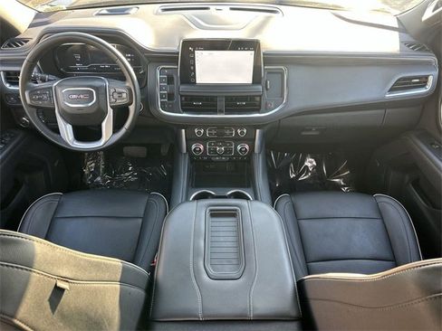 Used 2024 GMC Yukon SLT image 19