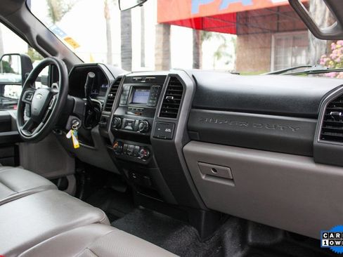 Used 2020 Ford F450 XL w/ Power Equipment Group RWD image 29