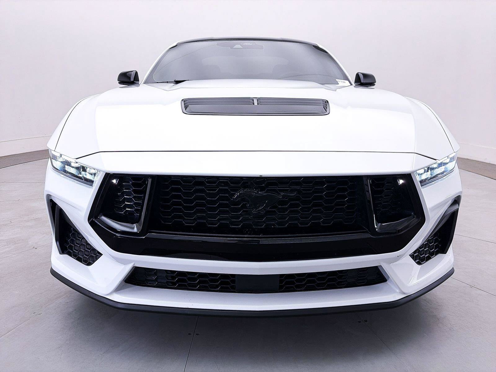 Used 2025 Ford Mustang GT Premium RWD image 15