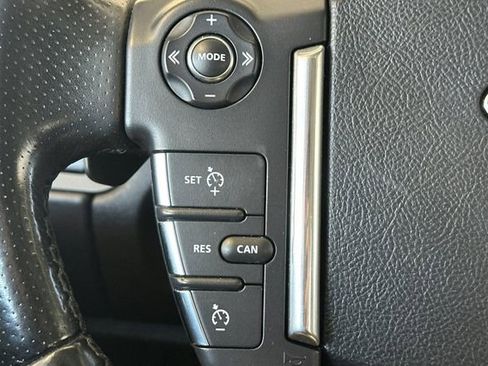 Used 2011 Land Rover Range Rover Sport Supercharged AWD/4WD image 25