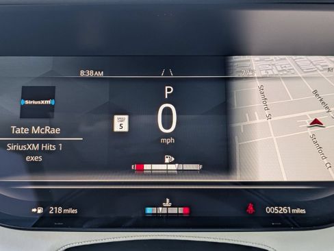 Used 2025 Land Rover Range Rover SE AWD/4WD image 18