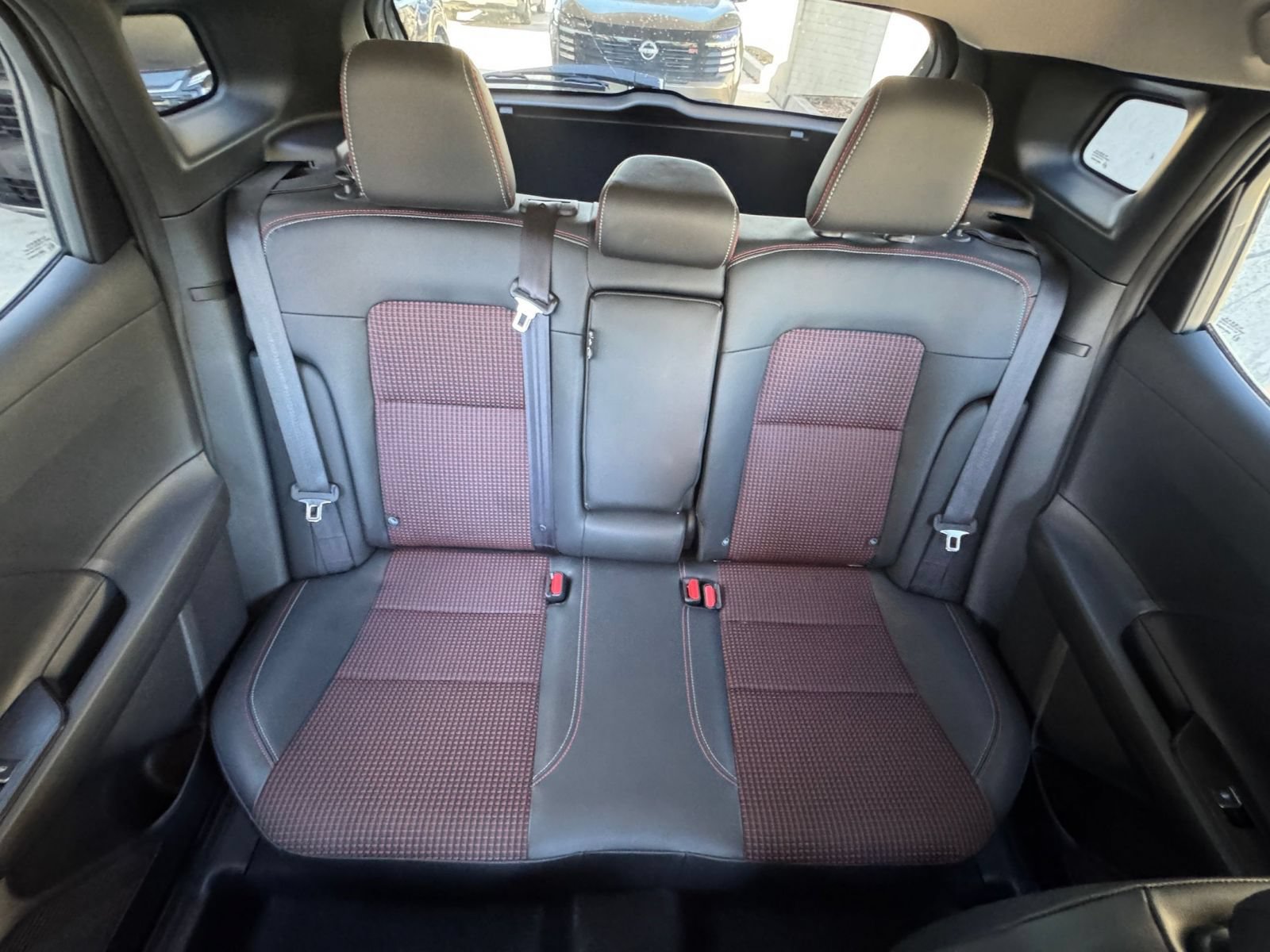Used 2026 Nissan Kicks SR FWD image 37