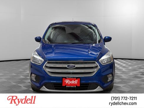 Used 2017 Ford Escape SE w/ SE Cold Weather Package AWD/4WD image 8