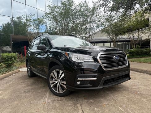 Used 2019 Subaru Ascent Limited image 2