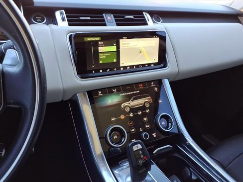 Used 2021 Land Rover Range Rover Sport HSE Silver Edition image 9